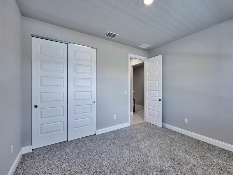 Spacious, unfurnished interior of a new home in Azalea, Port St. Lucie (Image 20).