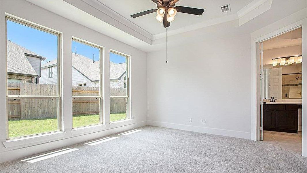 Spacious, unfurnished interior of a new home in Candela, Richmond (Image 19).