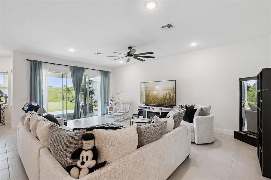 Furnished interior view inside a new home in , Winter Garden (Image 45).