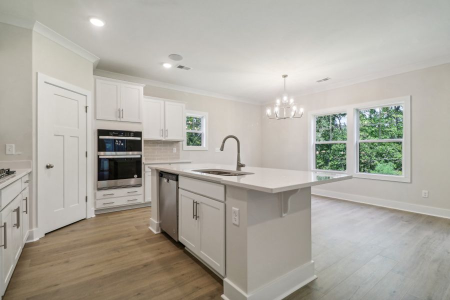Representative furnished interior of a home built from the Collin II by Great Southern Homes in Cross Creek Golf Club, Seneca (Image 22). Representative furnished interior of a home built from the Collin II by Great Southern Homes in Cross Creek Golf Club, Seneca (Image 22).