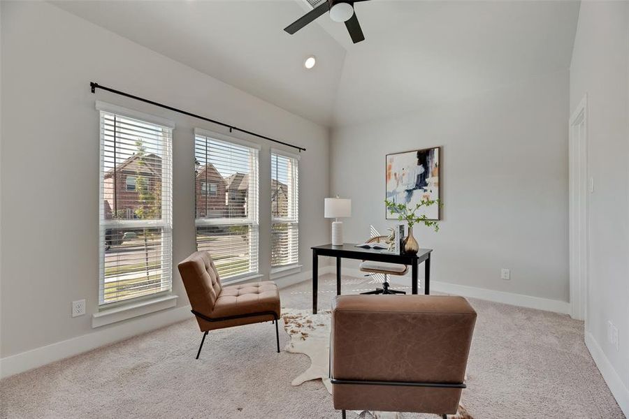 Office/Bedroom 2 Office/Bedroom 2