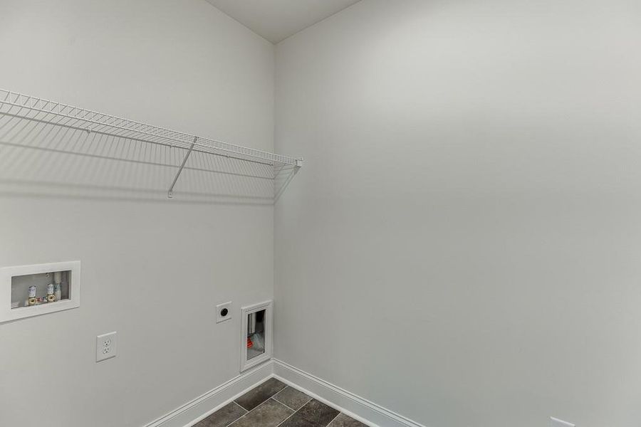 Spacious, unfurnished interior of a new home in , Jefferson (Image 34).