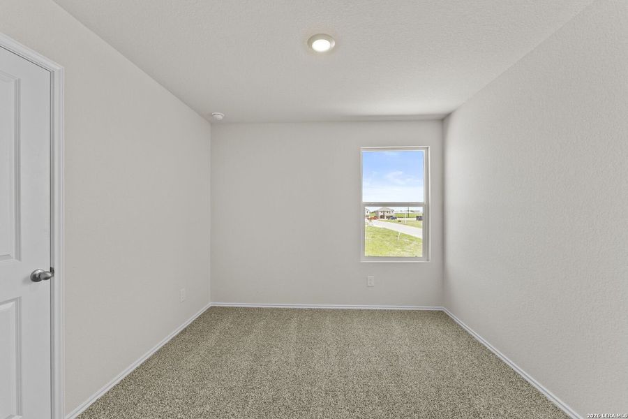 Spacious, unfurnished interior of a new home in Swenson Heights, Seguin (Image 20).