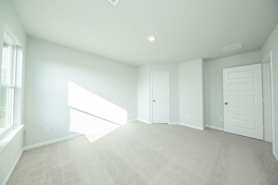 Spacious, unfurnished interior of a new home in Cliffstone Hills, Conroe (Image 43). Spacious, unfurnished interior of a new home in Cliffstone Hills, Conroe (Image 43).