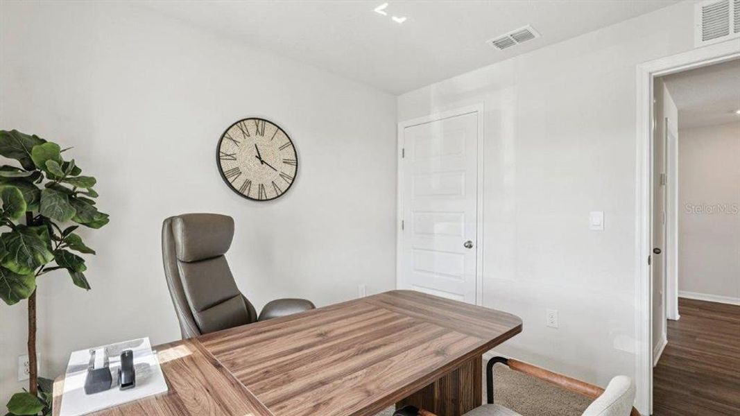 Furnished interior view inside a new home in , Lake Wales (Image 21). Furnished interior view inside a new home in , Lake Wales (Image 21).
