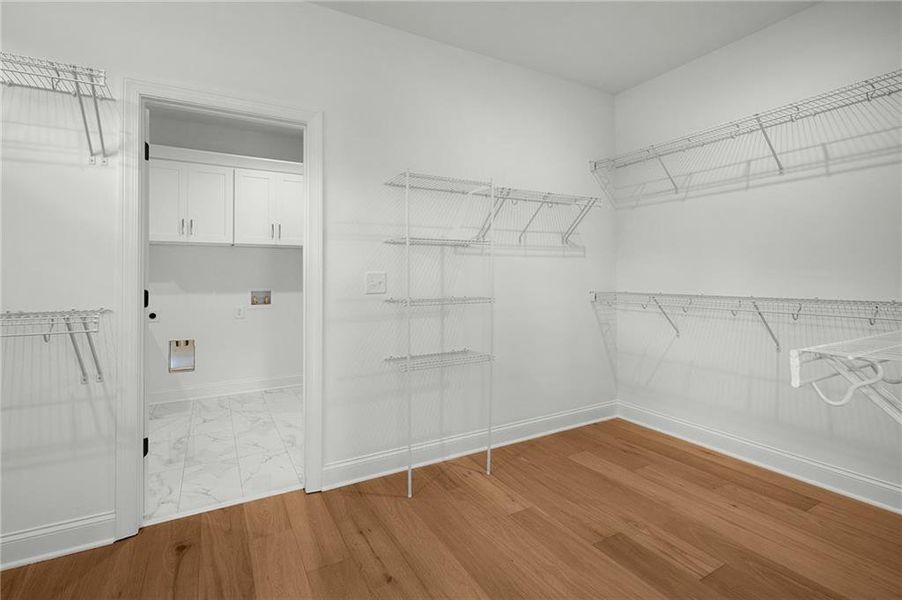 Spacious, unfurnished interior of a new home in , Calhoun (Image 29).