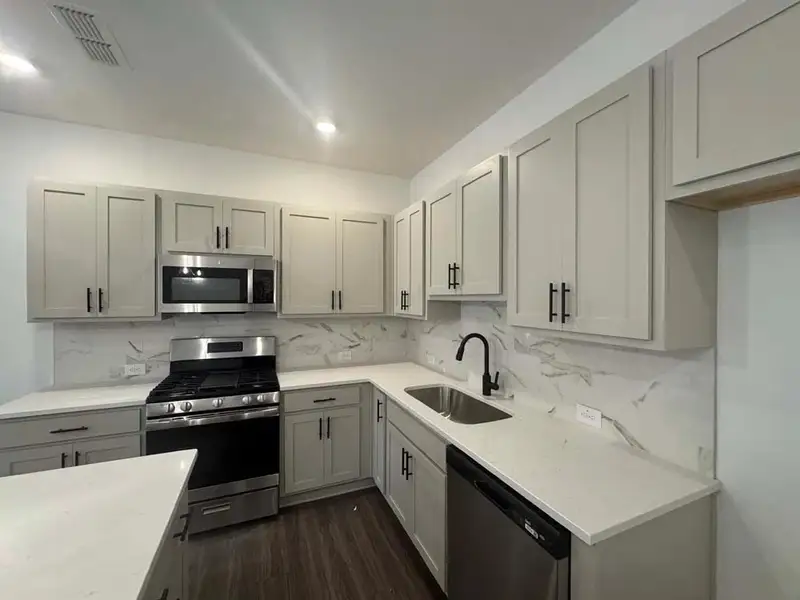 Kitchen featuring Artisan Collection Finishes