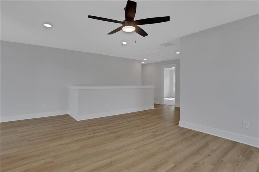 Spacious, unfurnished interior of a new home in Twin Lakes, Hoschton (Image 45). Spacious, unfurnished interior of a new home in Twin Lakes, Hoschton (Image 45).