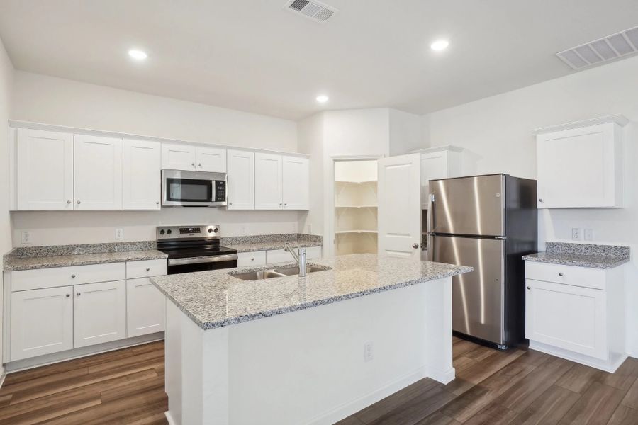 Representative furnished interior of a home built from the Apollo by Starlight Homes in Sunrise at Arbor Ridge, La Vergne (Image 11).