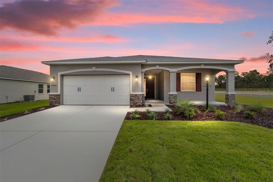 Exterior details and patio area of a home in , Ocala (Image 18).