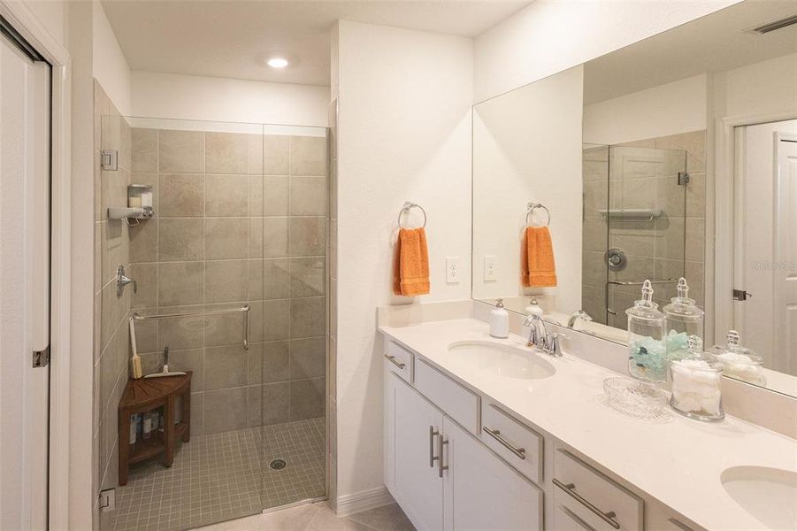 Furnished interior view inside a new home in , Punta Gorda (Image 37).