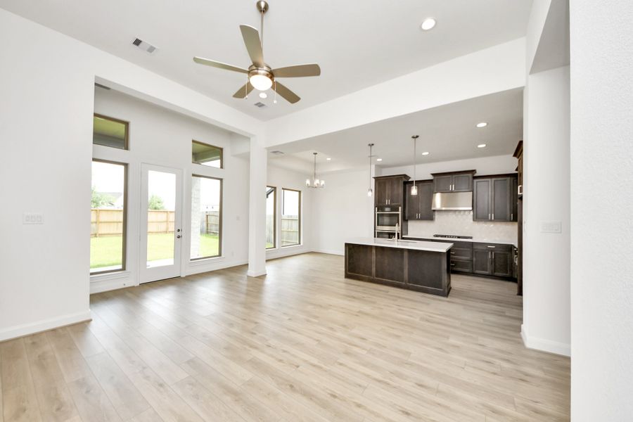 Representative unfurnished interior of a home built from the Madeline by Risewell Homes in Marvida, Cypress (Image 8). Representative unfurnished interior of a home built from the Madeline by Risewell Homes in Marvida, Cypress (Image 8).