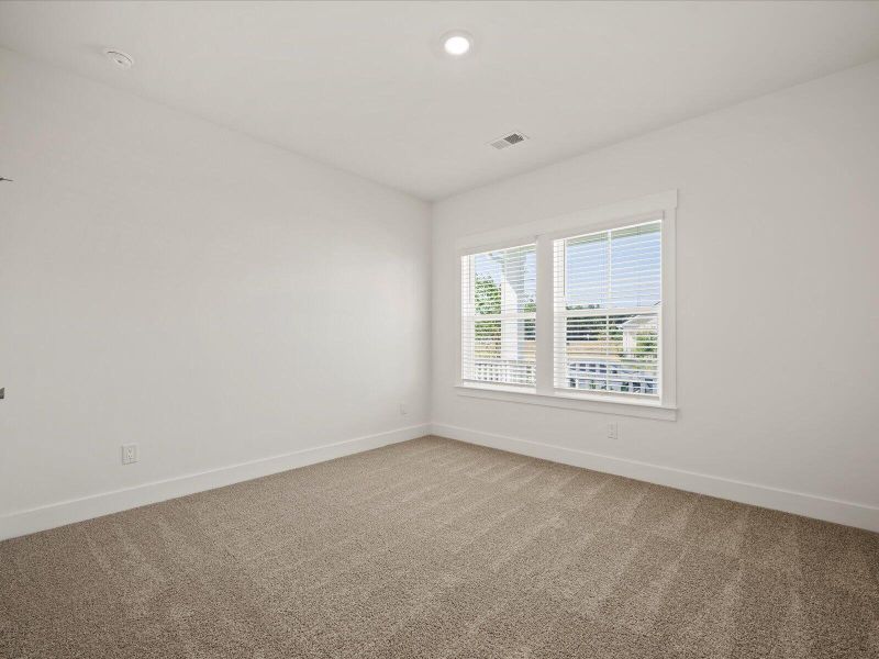 Spacious, unfurnished interior of a new home in The Coves at Lakes of Cane Bay, Summerville (Image 21). Spacious, unfurnished interior of a new home in The Coves at Lakes of Cane Bay, Summerville (Image 21).