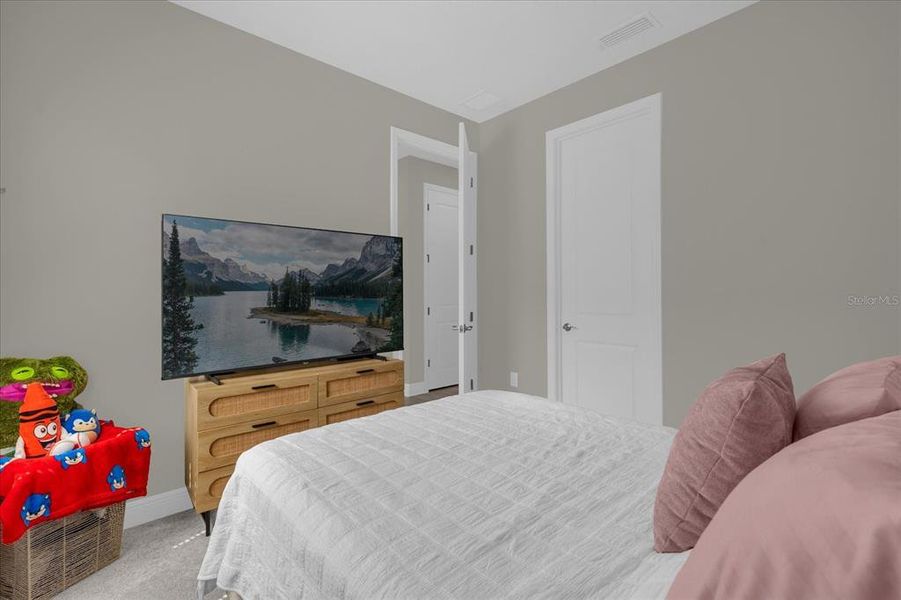 Furnished interior view inside a new home in Canoe Creek, Parrish (Image 24).