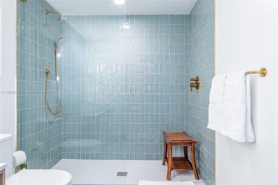 Furnished interior view inside a new home in , Miami (Image 33).