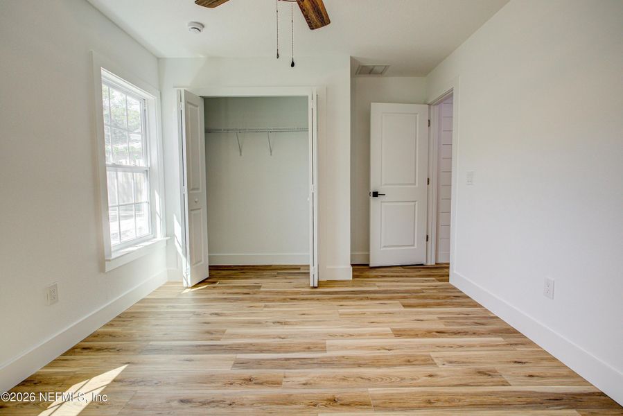 Spacious, unfurnished interior of a new home in , St. Augustine (Image 24).