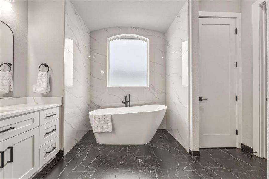 Furnished interior view inside a new home in Capitol Hill, Anna (Image 10).