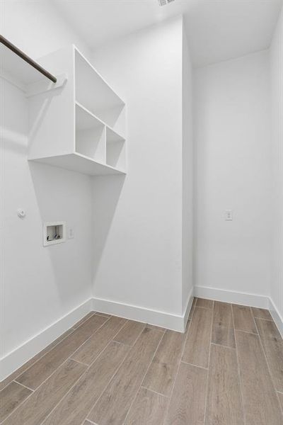 Spacious, unfurnished interior of a new home in , Lavon (Image 22).