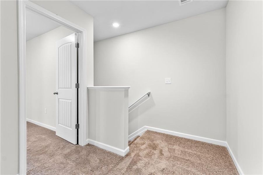 Spacious, unfurnished interior of a new home in The Grove At Mundy Mill, Gainesville (Image 15).