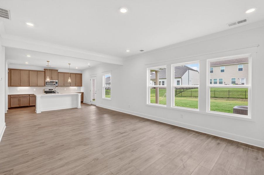 *Photo is of example home. Selections & Finishes may vary. *Photo is of example home. Selections & Finishes may vary.