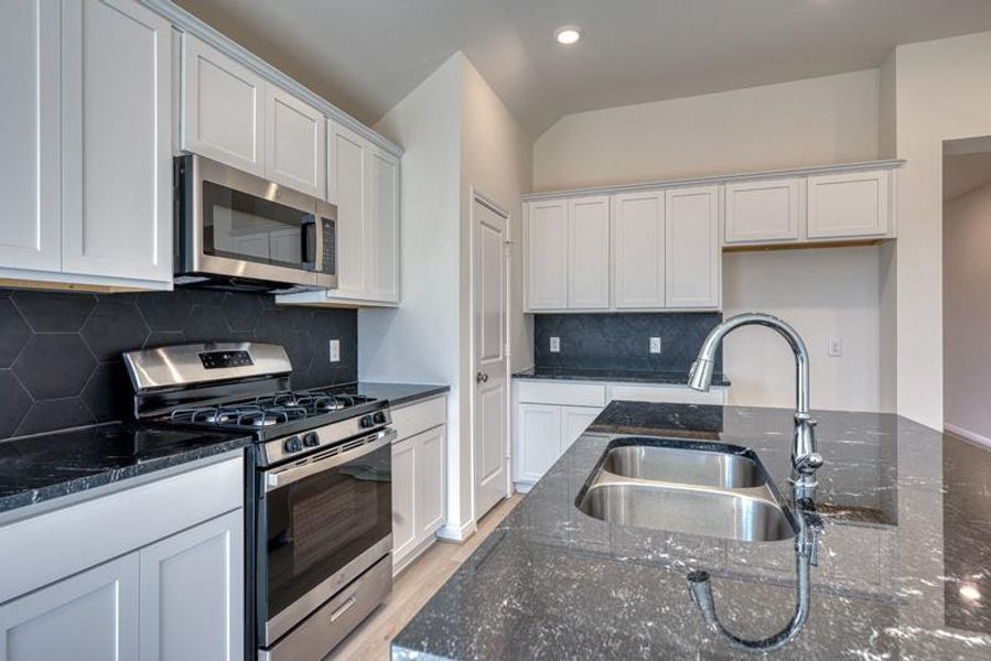 Furnished interior view inside a new home in Aldeana - Tejas Collection, Bonney (Image 17).