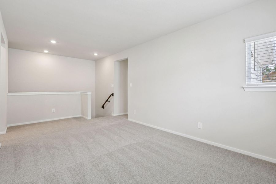 Spacious, unfurnished interior of a new home in Pinewood Trails - City Series, Atascocita (Image 17).