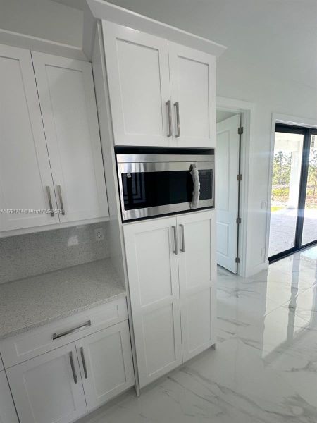 Spacious, unfurnished interior of a new home in , Lehigh Acres (Image 22). Spacious, unfurnished interior of a new home in , Lehigh Acres (Image 22).