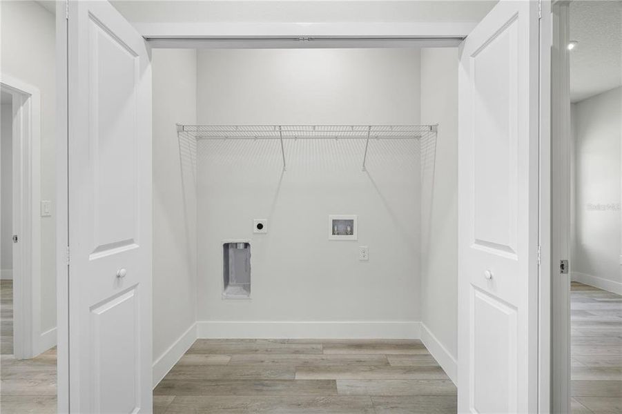 Spacious, unfurnished interior of a new home in , Ocala (Image 20).