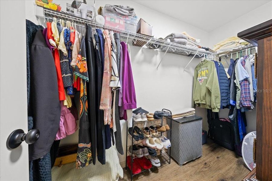 Close-up of interior finishes inside a home in , Ocklawaha (Image 18). Close-up of interior finishes inside a home in , Ocklawaha (Image 18).