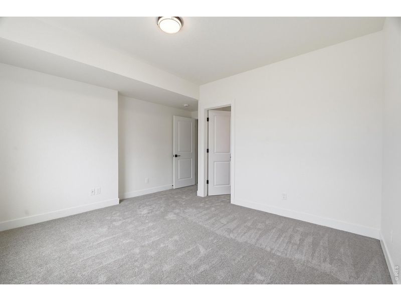 Spacious, unfurnished interior of a new home in , Windsor (Image 27).