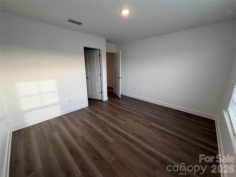 Spacious, unfurnished interior of a new home in , Denver (Image 8).