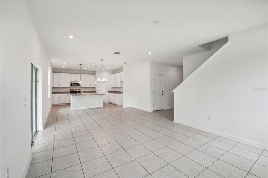 Spacious, unfurnished interior of a new home in Green Leaf, Melbourne (Image 19).