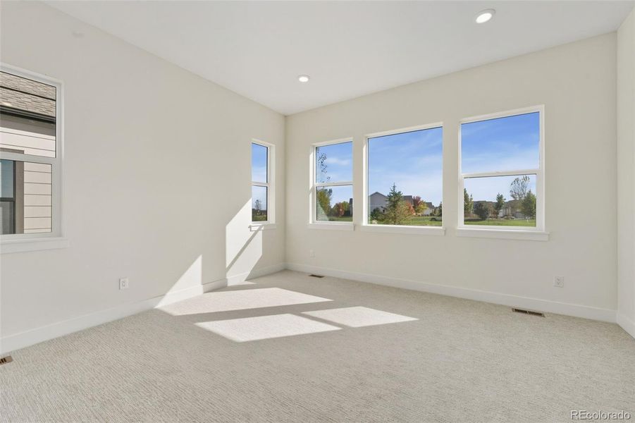 Spacious, unfurnished interior of a new home in Festival at RainDance, Windsor (Image 9). Spacious, unfurnished interior of a new home in Festival at RainDance, Windsor (Image 9).