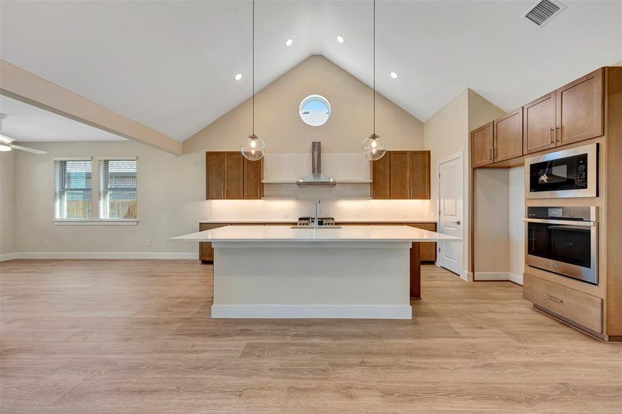Furnished interior view inside a new home in Timberbrook, Justin (Image 6).