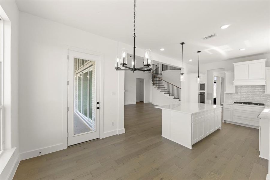 14. 9816 Aiken - Nook (2)