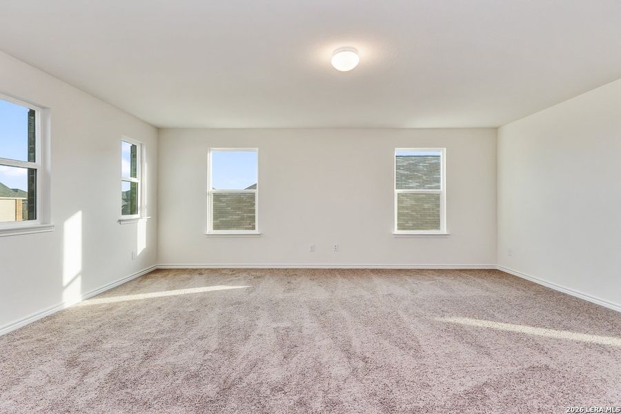 Spacious, unfurnished interior of a new home in Preserve at Culebra - Classic Collection, San Antonio (Image 16).