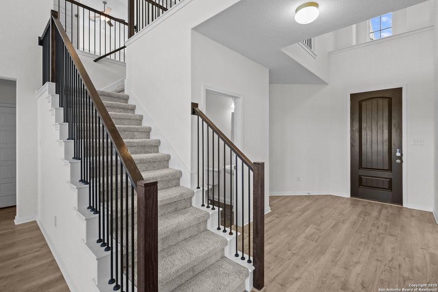 Spacious, unfurnished interior of a new home in Megan's Landing 50', Castroville (Image 24).