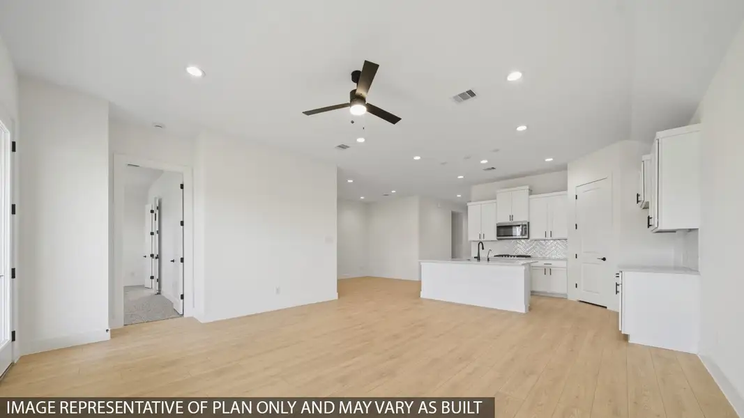 Spacious, unfurnished interior of a new home in Mill Creek Estates, Magnolia (Image 17).