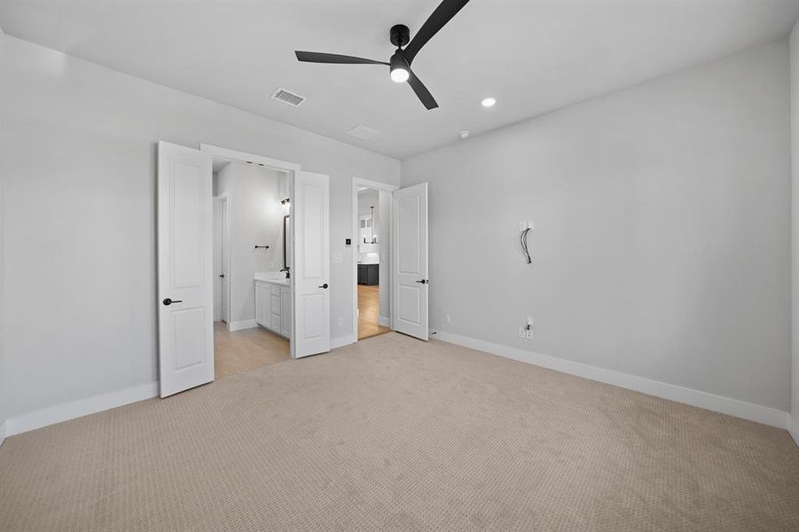 Spacious, unfurnished interior of a new home in Fields - 40' Lots, Frisco (Image 24). Spacious, unfurnished interior of a new home in Fields - 40' Lots, Frisco (Image 24).
