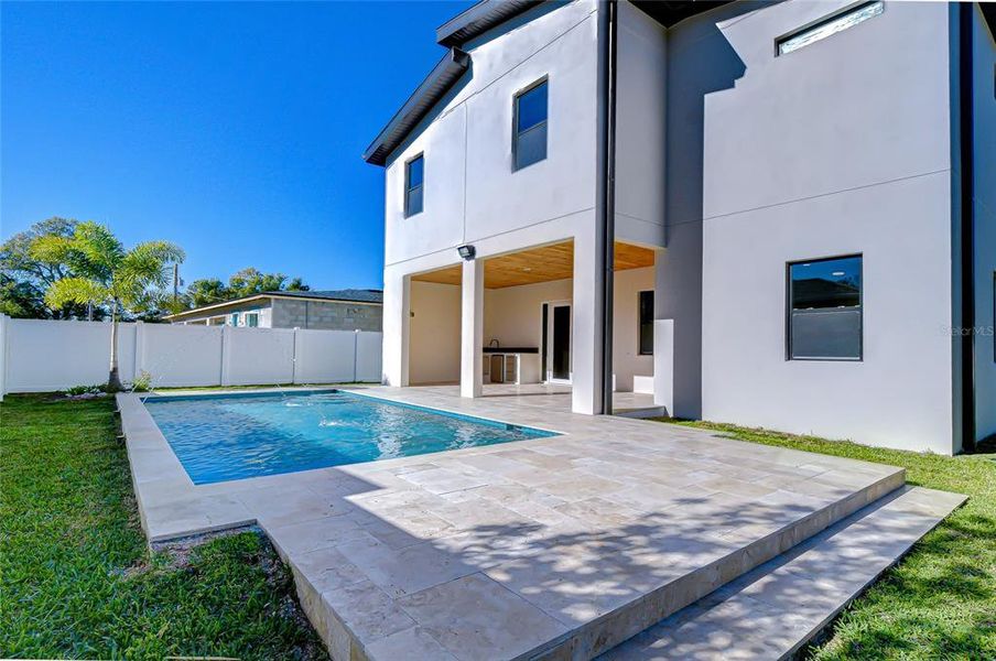 Exterior details and patio area of a home in , Tampa (Image 31).