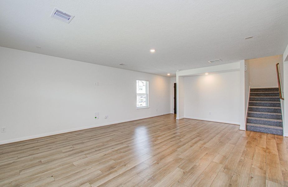 Spacious, unfurnished interior of a new home in , Hockley (Image 18).