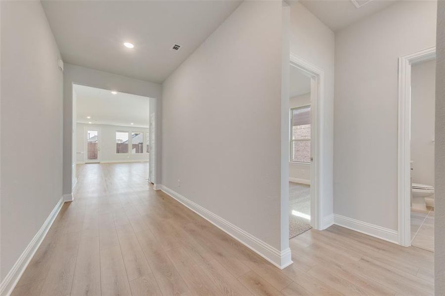 Spacious, unfurnished interior of a new home in Villages of Hurricane Creek, Anna (Image 27). Spacious, unfurnished interior of a new home in Villages of Hurricane Creek, Anna (Image 27).