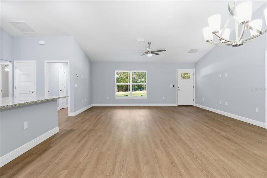 Spacious, unfurnished interior of a new home in , Dunnellon (Image 25).