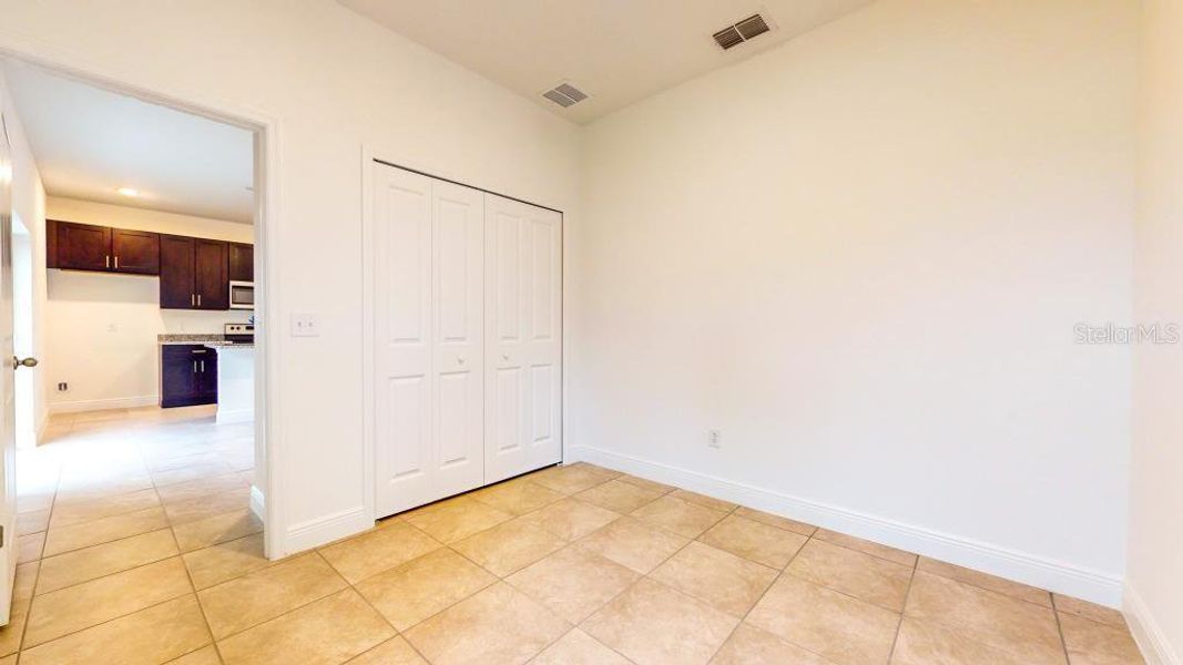 Spacious, unfurnished interior of a new home in , Dunnellon (Image 15).