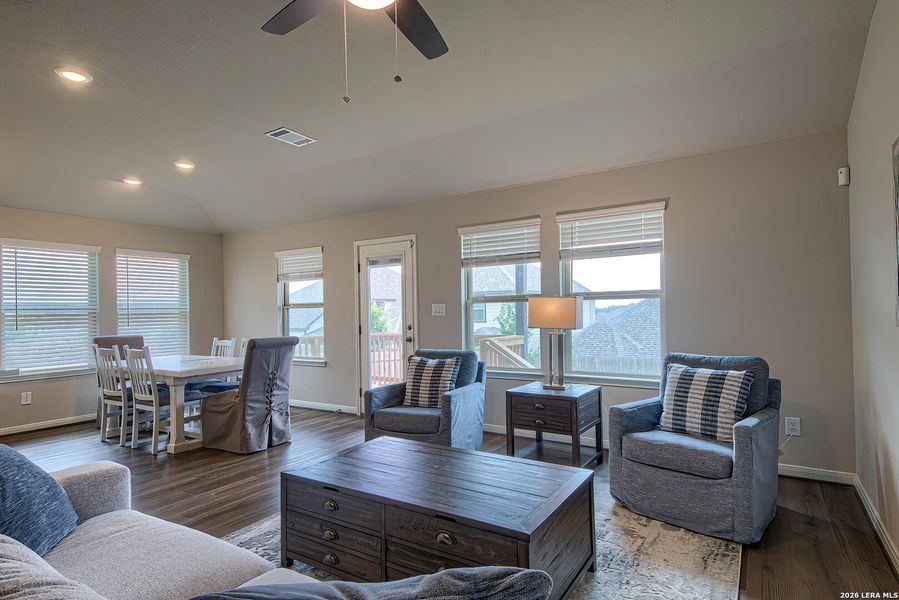 Furnished interior view inside a new home in Arcadia Ridge - Classic Series, San Antonio (Image 31).