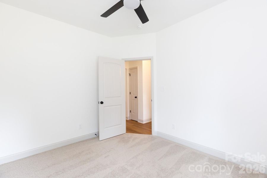 Spacious, unfurnished interior of a new home in , Clover (Image 19).