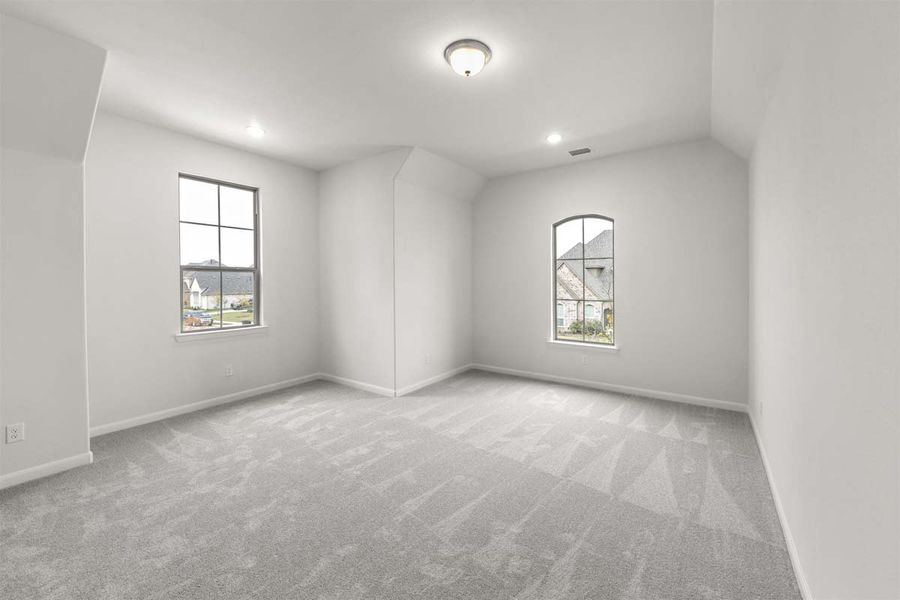 Representative unfurnished interior of a home built from the Brennan II by Pacesetter Homes in Nelson Lake, Rockwall (Image 27).
