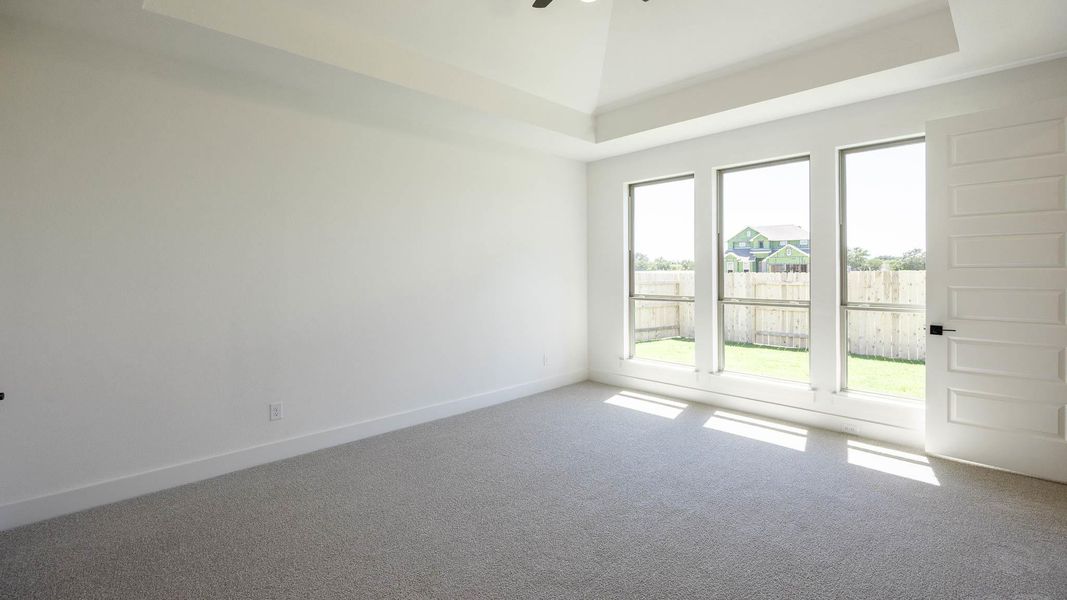 Spacious, unfurnished interior of a new home in Nolina, Georgetown (Image 13).