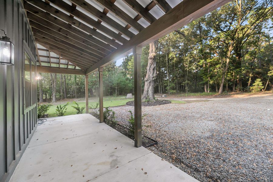 Exterior details and patio area of a home in , Johns Island (Image 1).