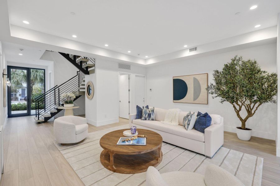 408 Southeast 2nd St - 17.jpg-SMALL